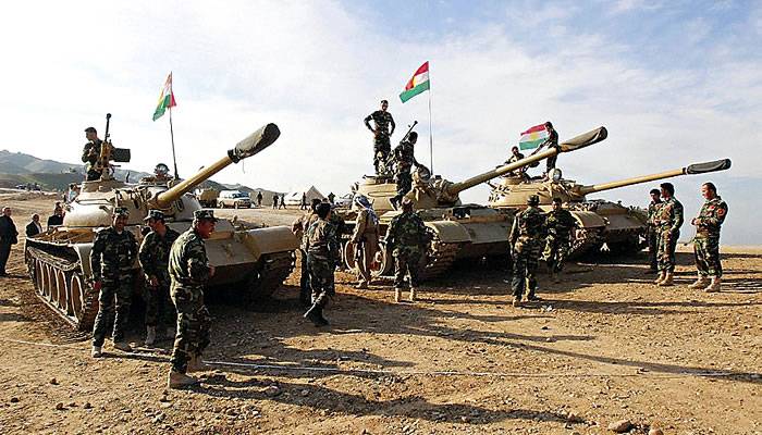 Troops of the Syrian opposition's move to raqqa