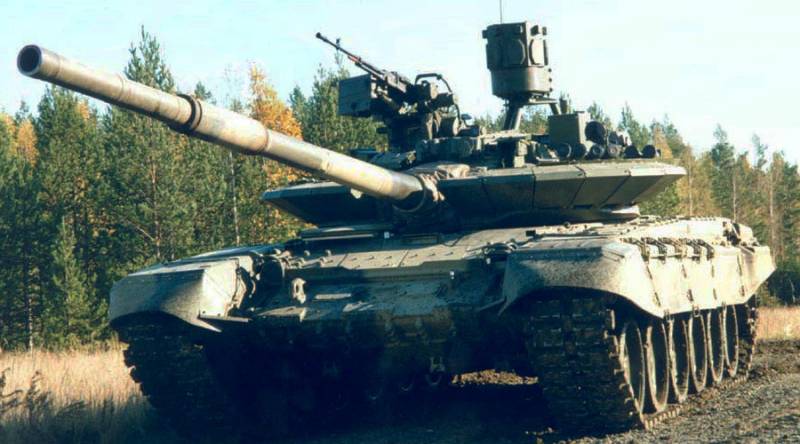An der Russescher Federatioun ënner den neie Komplex vum aktive Schutz fir Tank
