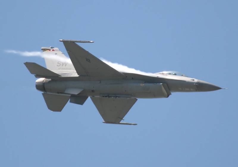 145 F-16s of Taiwan brought to the level of the F-16 Viper