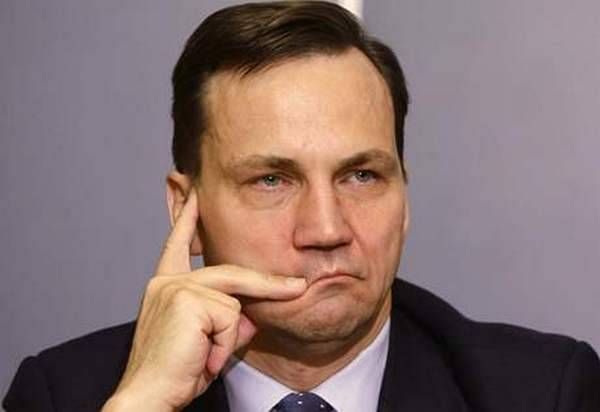 Poland in 2008 was going to take a Pro-Russian course?