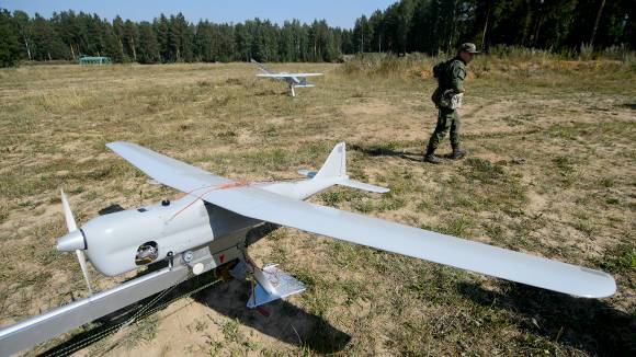 D ' russesch Militär kréien BLA, déi fäeg sinn, Mobilfunkmasten ersetzen