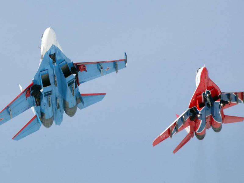Mig-29 i Su-27: historia i usługi konkurencji. Część 1