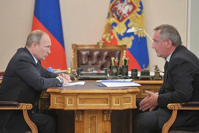 Кеңес құрылып, бас конструкторлар Күштерінің жалпы мақсаттағы