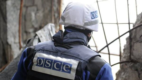Observers found weapons in the Donbass APU outside storage