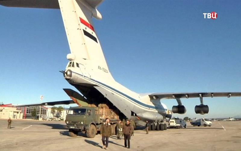 The Syrian air force carried out an operation for the delivery of Deir-ez-Zor ammunition