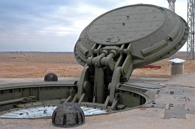 Throwing test ICBMs 