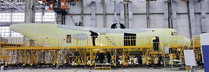 Bei Il-112 wachsen Flügel