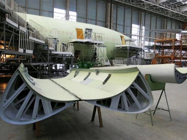 UAC and Ilyushin signed a contract for the creation of passenger aircraft Il-96-400M