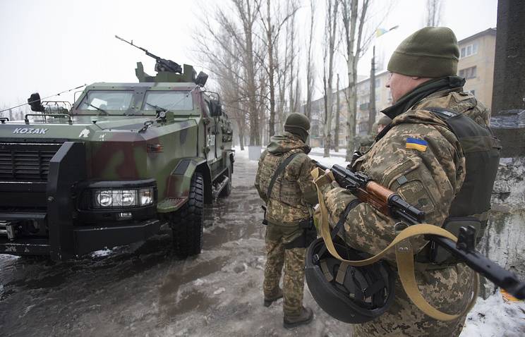 VSU strafft Artillerie a Panzer fir d ' rendez-vous an der Géigend vun AVDEEVKA an Debaltsevo