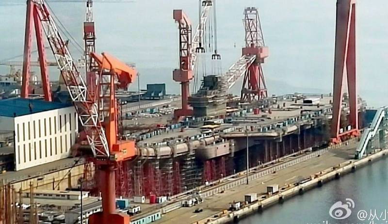 Den Drëtte Fligerdréier vun der chinesescher Marine gëtt e Dampf-Katapult