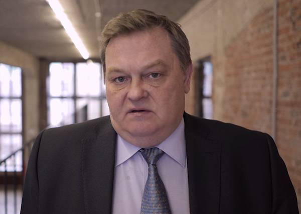 Yevgeny Spitsyn: While the President will not change economic course, Stalin is gaining popularity from year to year