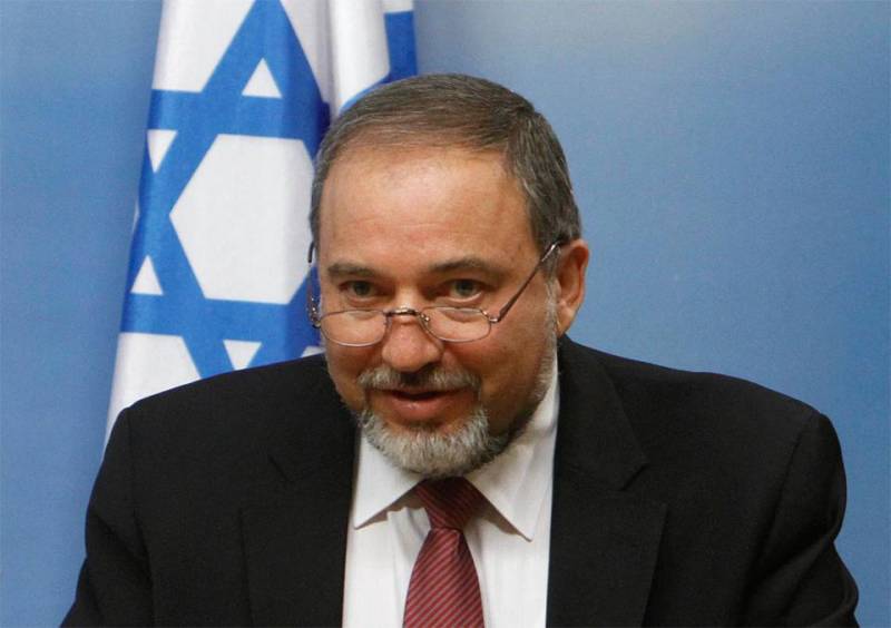 De Verdeedegungsministère vun Israel: am noen Oste gëtt et dräi Menacen – 