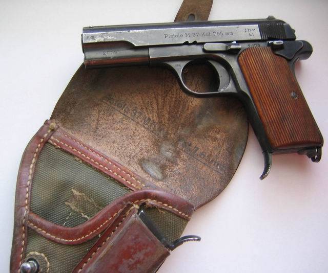 Pistoler armorer ungerska Rudolf von Frommer ' s (del 5)