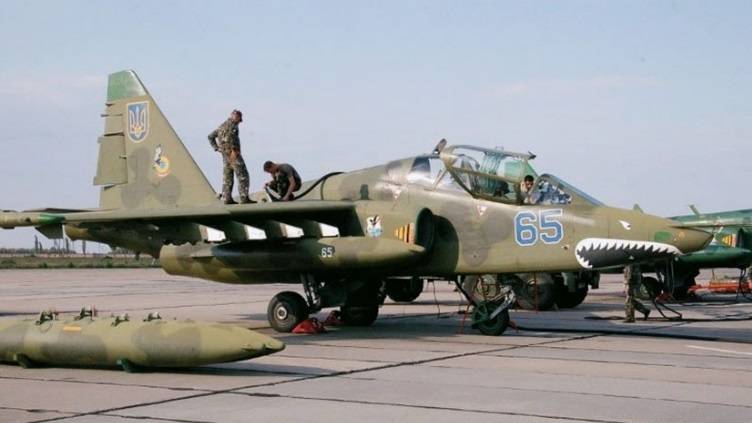«Ukroboronprom» versprach übergeben Truppen 60 Flugzeuge
