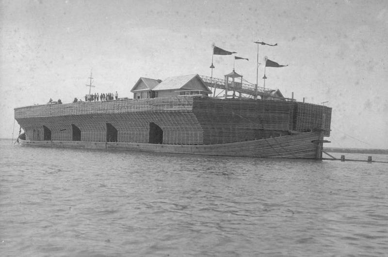 Biliana: the nearly finished aircraft carrier for the Volga!