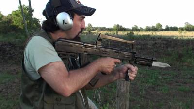 Den Kinesiska versionen av AK bullpup