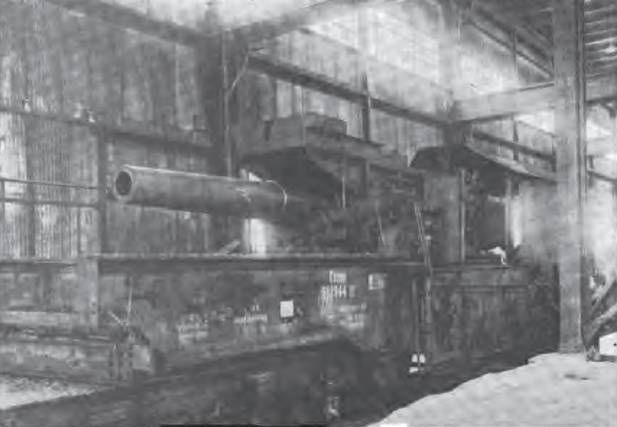 The rail gun 24 cm SK L/40 Theodor Karl and 24 cm SK L/30 Otto Theodor (Germany)