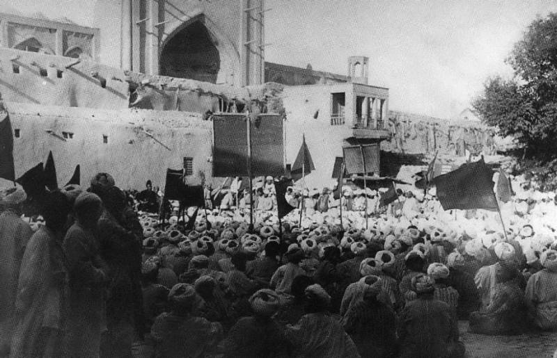 The February revolution in Central Asia: political polarization and ideological differences