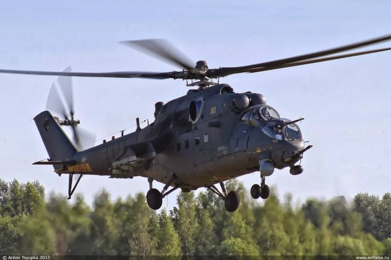 У Пальмірі відбувся Парад Перемоги за участю російської авіації
