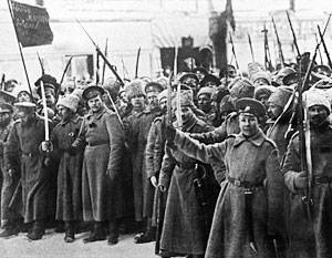 Déclencher la Révolution est devenu l'effondrement de l'arrière à cause des erreurs militaires