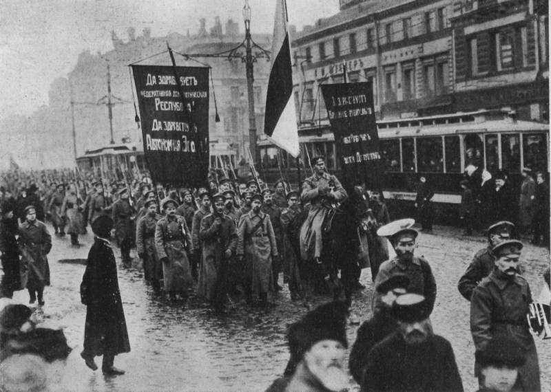 L'arrière de l'armée de 1917