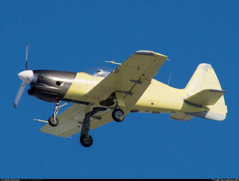 Defense Ministry will order the first three Yak-152