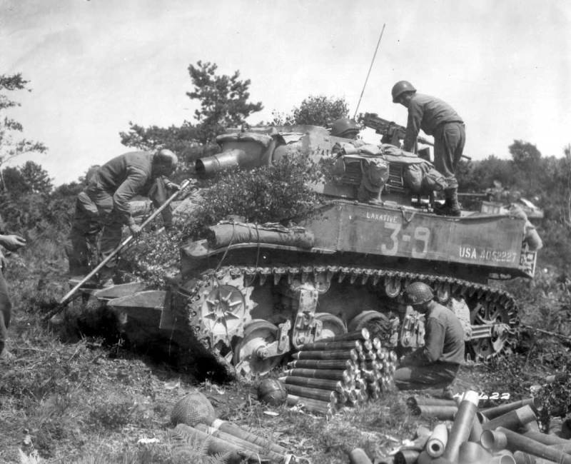 Self-propelled howitzers of the Second world war. Part 9. Howitzer Motor Carriage M8