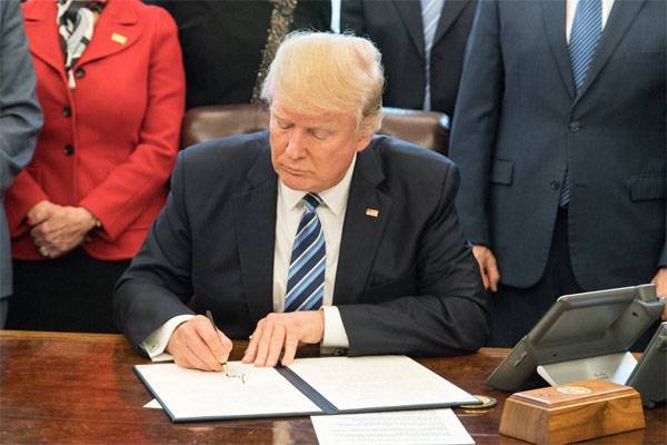 Trump réintroduit des contributions de l'ONU et de financement du département d'etat et l'USAID