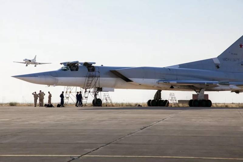 La force aérienne de la fédération de RUSSIE ont quitté Hamedan en raison des protestations de la population de l'Iran