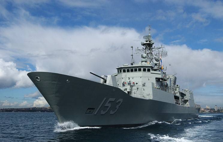 La MARINE de l'Australie ont terminé la modernisation des frégates de type Anzac
