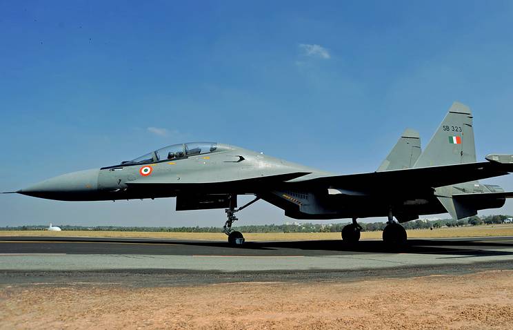 De la fédération de RUSSIE et l'Inde ont convenu de services d'assistance SU-30MKIS de la force aérienne de l'Inde