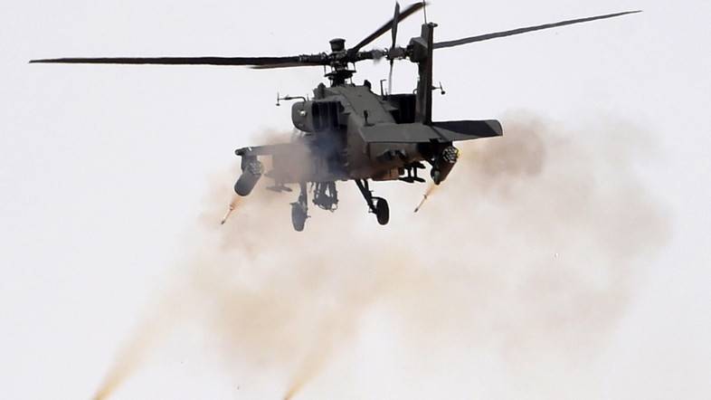 AH-64 Apache fyret på en båd med flygtninge fra Somalia