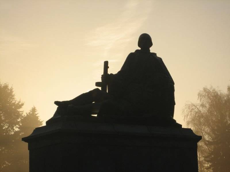 Polish legislators proposed to continue de-communization of the country