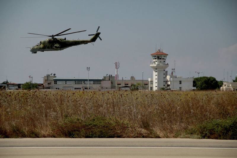 Fédération base aérienne «Хмеймим» a subi des tirs de