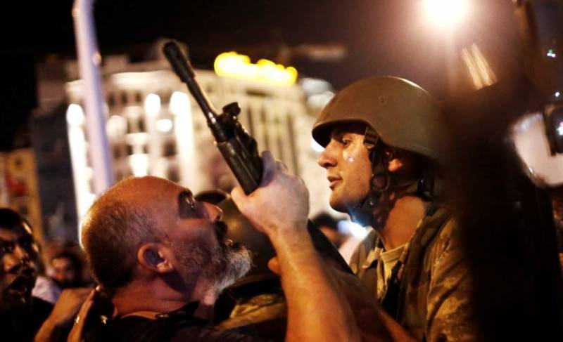 In Turkey for a coup attempt arrested more than 113 thousand people
