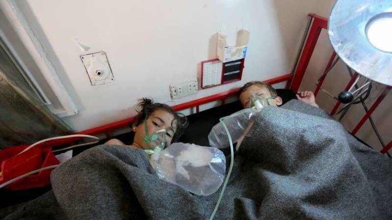 Баевікі пад выглядам прадстаўнікоў экстраных службаў зноў абвінавачваюць армію САР ў прымяненні хімзброі
