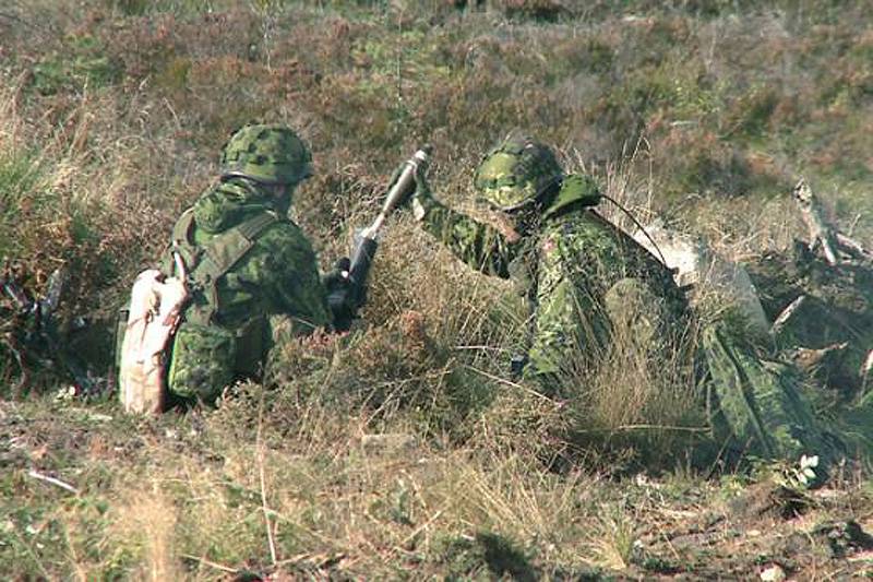 The opinion of Europeans on the further development of warheads and missiles