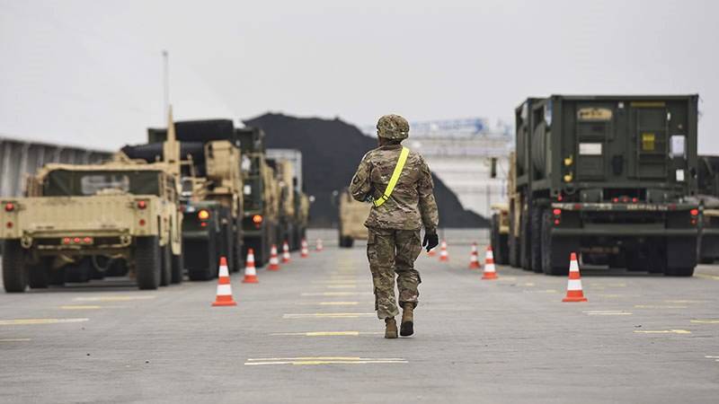 Scaparotti opfordrede Pentagon til at bo i Europa, et fuldt pansrede division