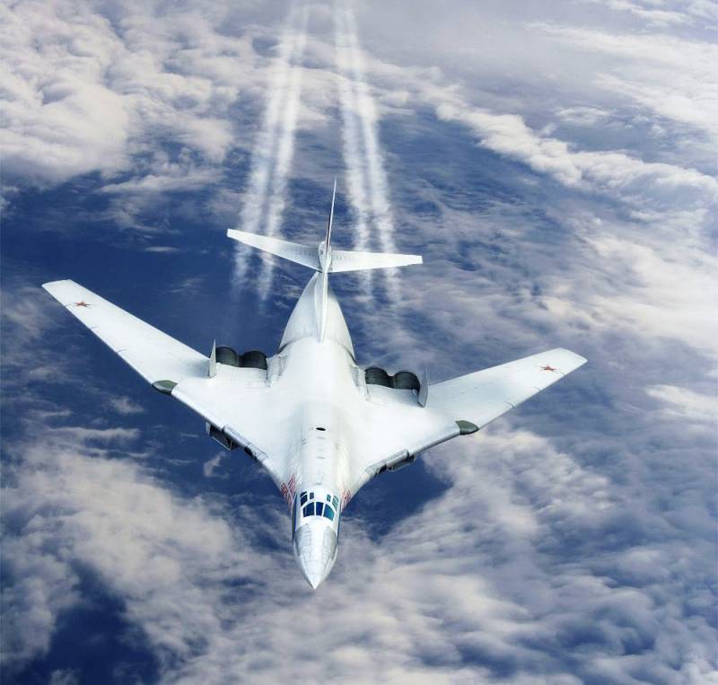 Laange Aviatioun VKS Gebrauch erfëllt Marschflugkörper