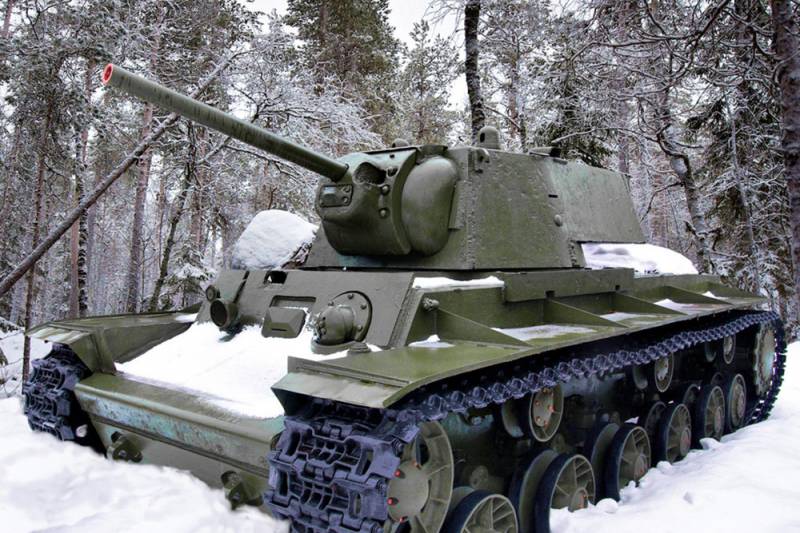 Som två KV-1 slutade förväg av Finländarna 1941