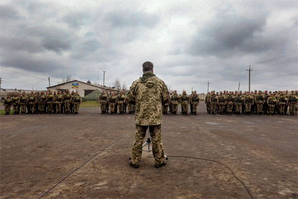 Poroshenko increased responsibility for drunkenness and refusing orders in the APU and NSU