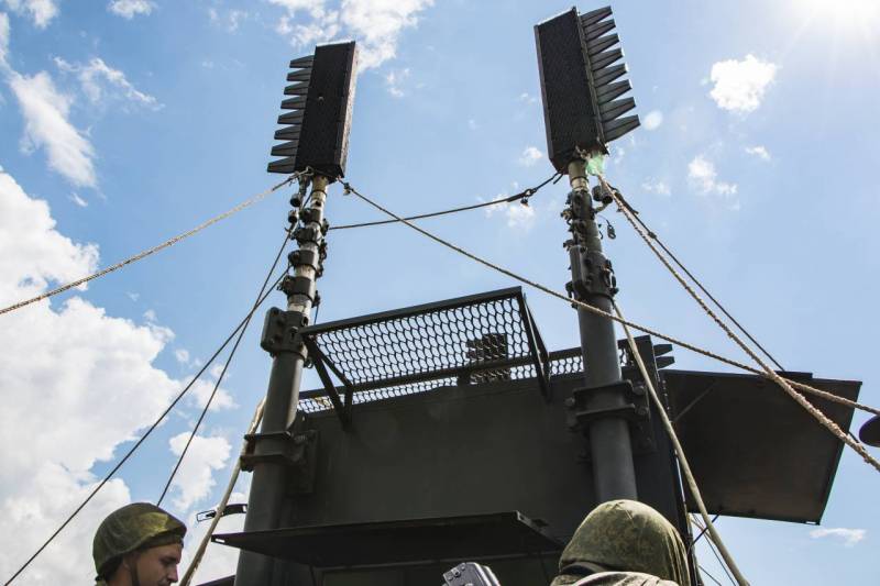 Experts EW broke the connection of the air controllers the 