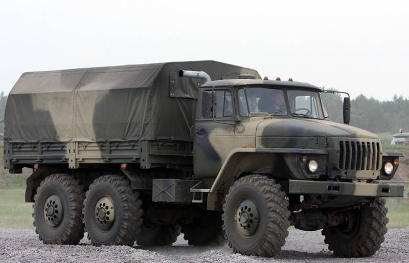 У войскі ЦВА паступіла партыя новых «Уралаў»