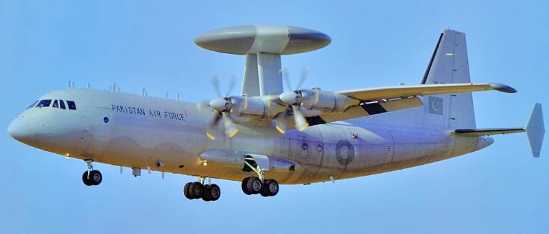 Flyget AWACS (del 14)