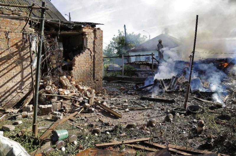 Poltorak: ukrainska försvarsministeriet inte har för avsikt att återvända Donbas av kraft