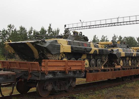 Le décret du Président de la Russie dans l'armée a installé un nouveau professionnel de la fête des services et des communications militaires
