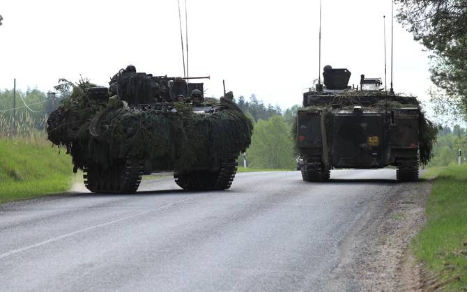 No dem éischten an zweete - перерывчик klein: den Drëtte Accident op der NATO-übung an Estland