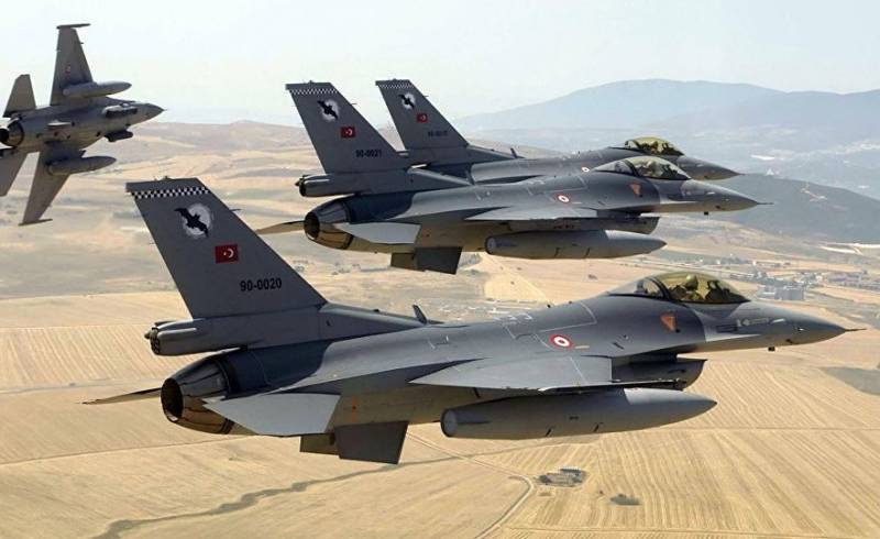 D ' tierkesch Loftwaff huet virgeschloen no den Objete vun der PKK am Irak