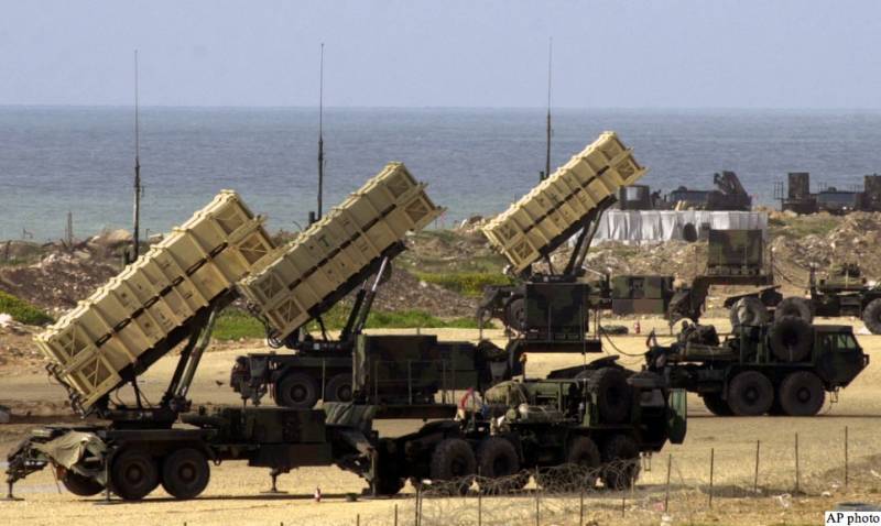 D ' baltescher Staaten zesumme mat den USA Ënnerzebrengen Raketenabwehrsysteme Patriot