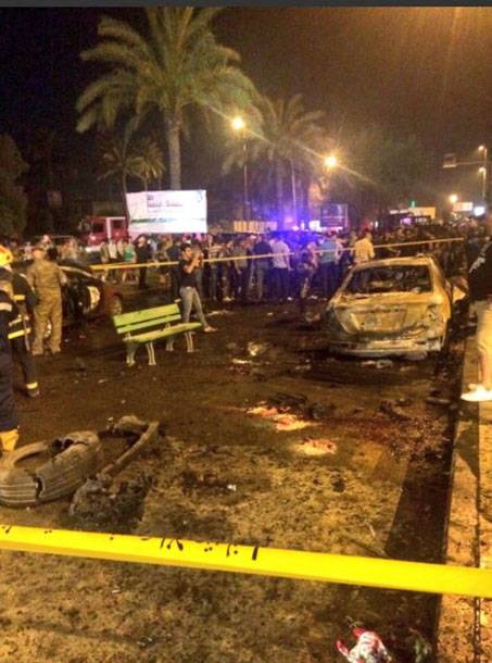 Another terrorist attack in Baghdad. Why the Eiffel tower is not painted in the colors of the Iraqi flag?